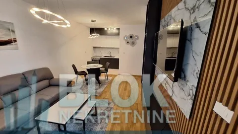 Izdavanje, jednosoban stan, 48m², City Kvart, Podgorica - image 4