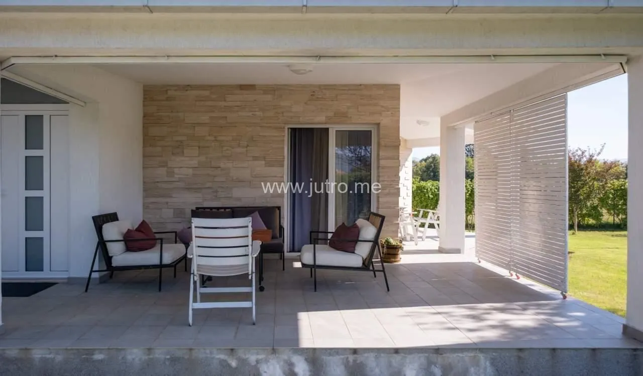 Rent, house, 200m², Spuž, Danilovgrad