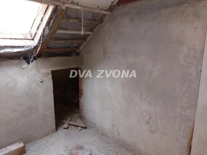Prodaja, kuća, 400m², Sremska Kamenica, Petrovaradin