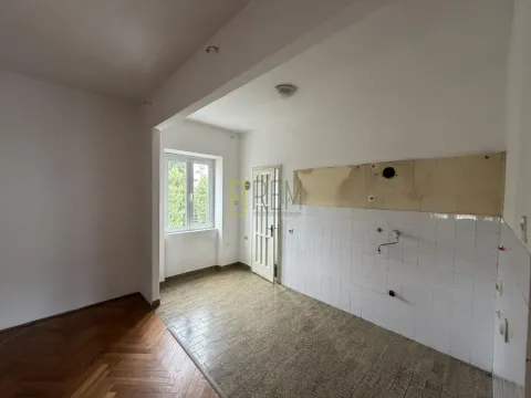 Prodaja, dvosoban stan, 86m², Centar, Podgorica - image 4