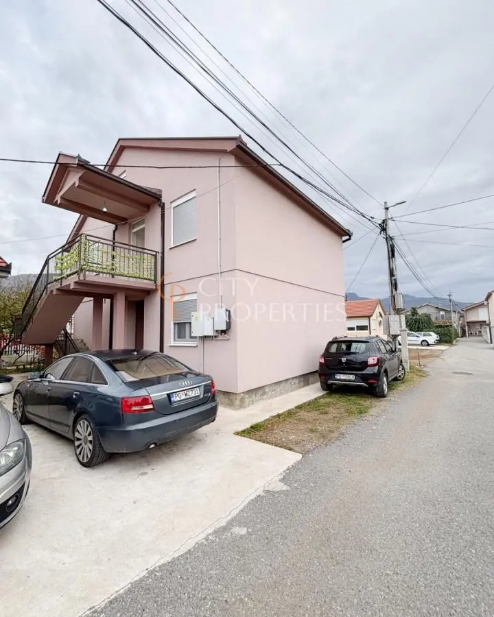 Rent, apartment, 70m², Zlatica, Podgorica