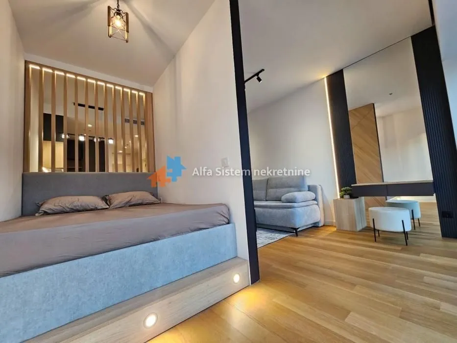 Rent, one bedroom apartment, 40m², Novi Beograd Blok 65, Novi Beograd Sve Podlokacije