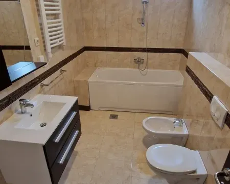 Sale, one bedroom apartment, 62m², Bečići, Budva - image 11