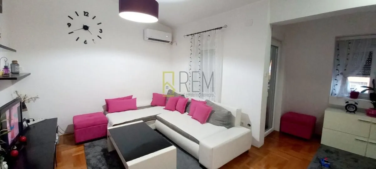Prodaja, dvosoban stan, 54m², Podgorica, Crna Gora
