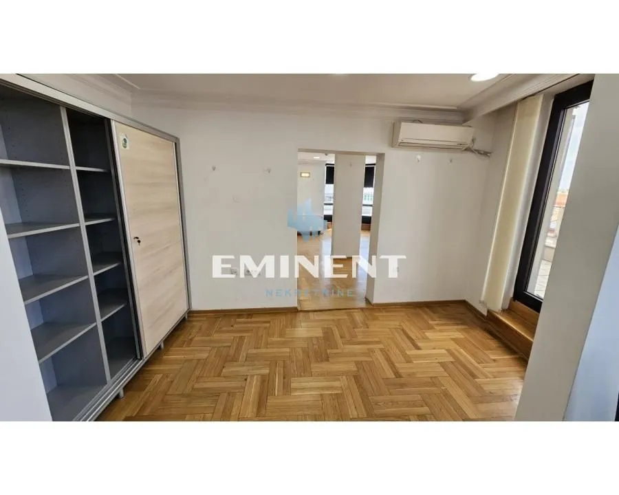 Rent, office space, 250m², Stari Grad, Beograd