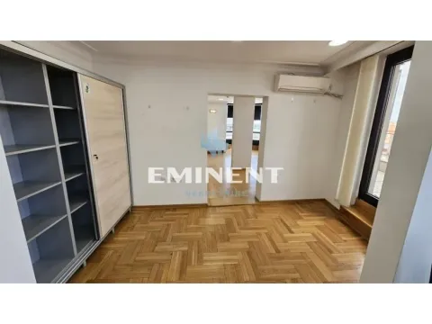 Izdavanje, poslovni prostor, 250m², Stari Grad, Beograd - image 5