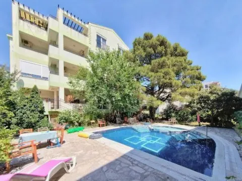 Sale, two bedroom apartment, 72m², Podmaine, Budva - image 11