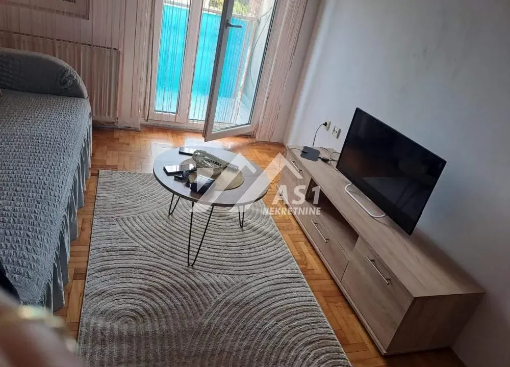 Izdavanje, jednosoban stan, 30m², Novi Sad Sve Podlokacije, Novi Sad