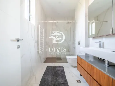 Sale, three bedroom apartment, 78m², Neimar, Vračar Sve Podlokacije - image 15