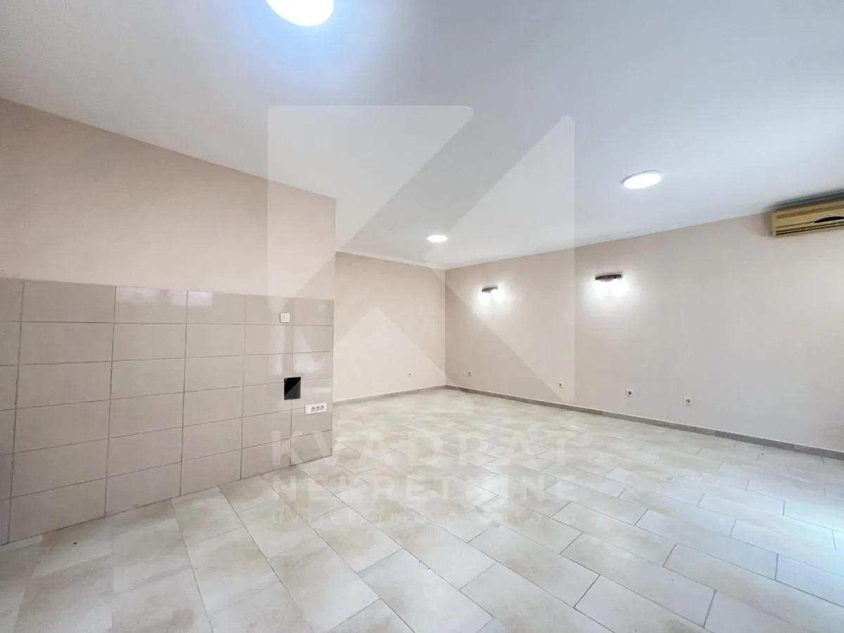 Rent, office space, 47m², Stari Aerodrom, Podgorica