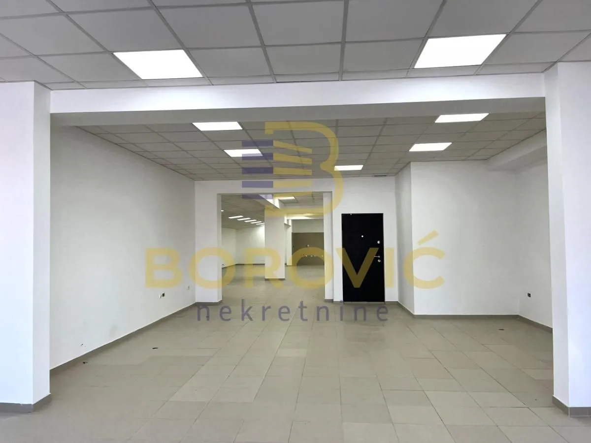 Rent, office space, 620m², Dušanovac, Voždovac Sve Podlokacije