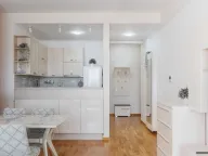 Sale, one bedroom apartment, 50m², Bečići, Budva - image 1