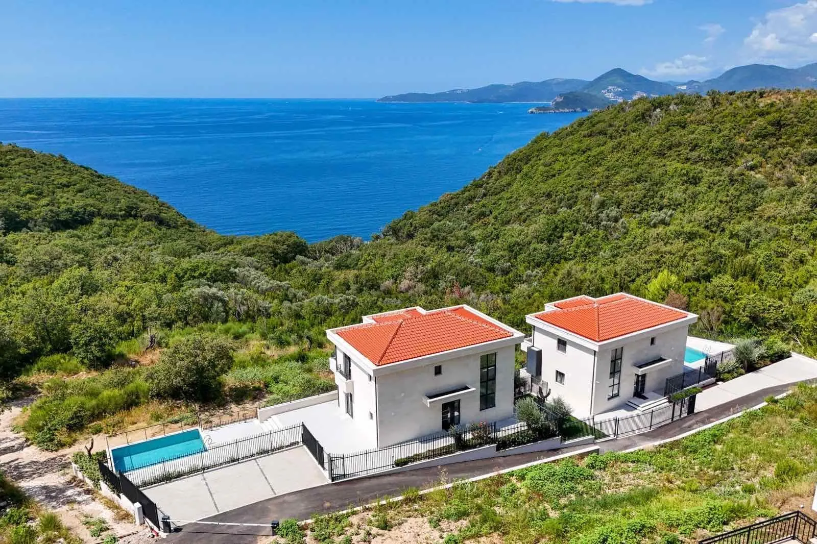 Prodaja, kuća, 318m², Reževići, Budva