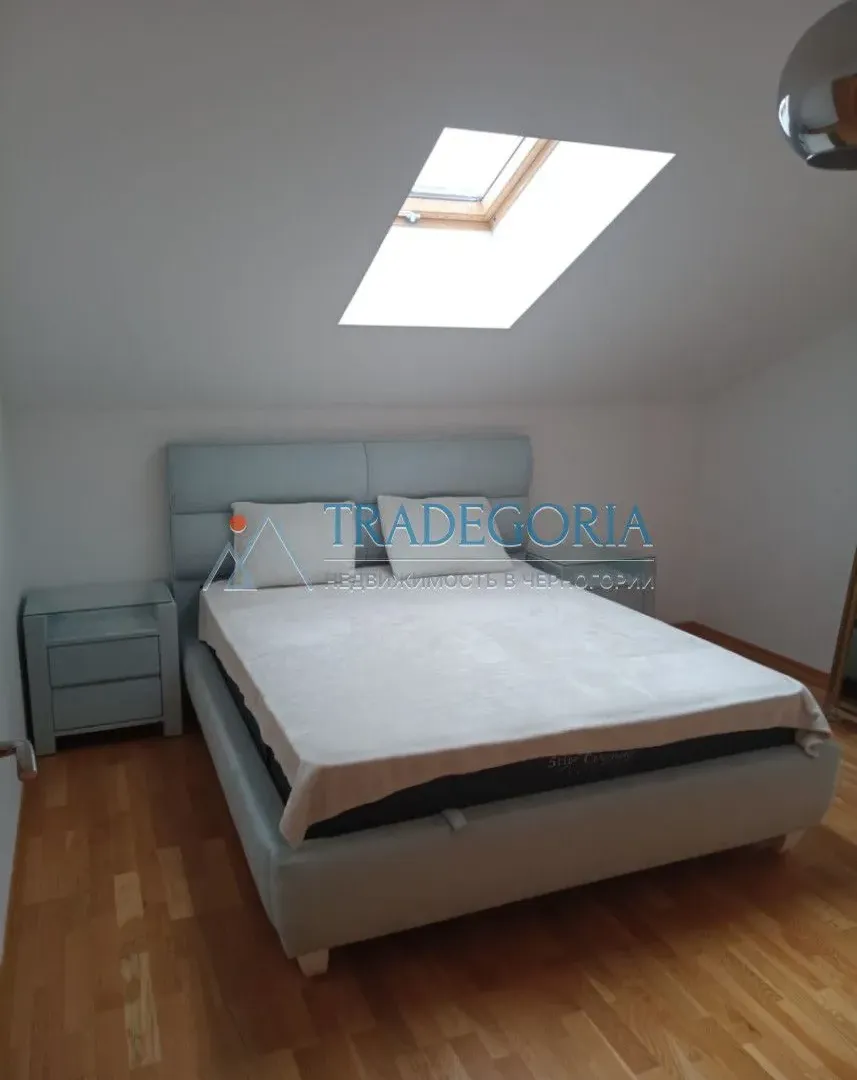 Prodaja, dvosoban stan, 60m², Tivat, Crna Gora