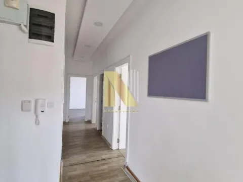Prodaja, stan, 141m², Bulevar patrijarha Pavla, Novi Sad Sve Podlokacije - image 7