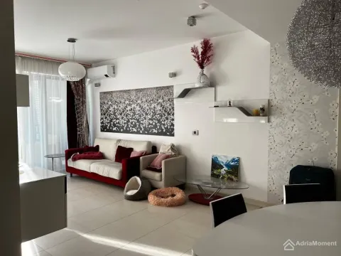 Sale, two bedroom apartment, 94m², Centar, Budva - image 19