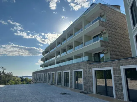 Sale, one bedroom apartment, 54m², Kamenovo, Budva - image 2