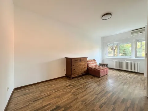 Izdavanje, jednosoban stan, 34m², Voždovac Sve Podlokacije, Beograd - image 2