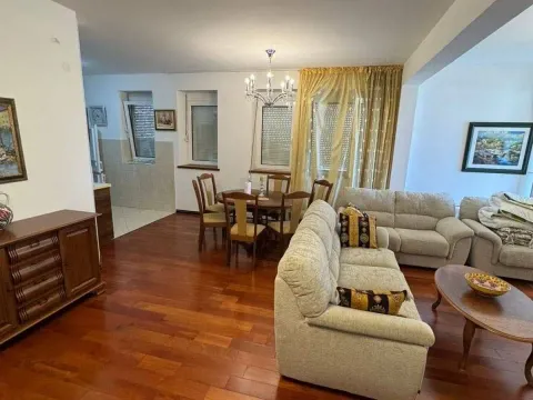 Sale, two bedroom apartment, 100m², Šušanj, Bar - image 6