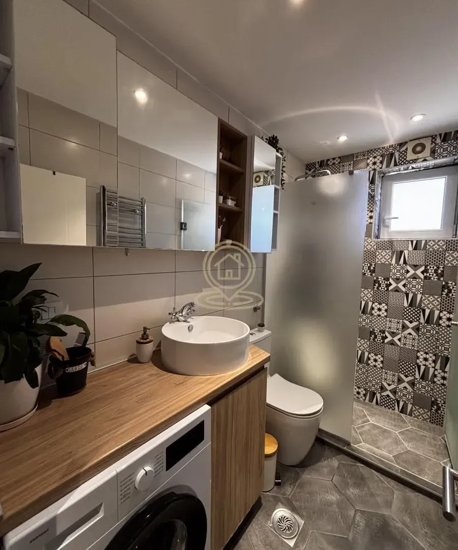 Prodaja, trosoban stan, 75m², Medijana, Niš