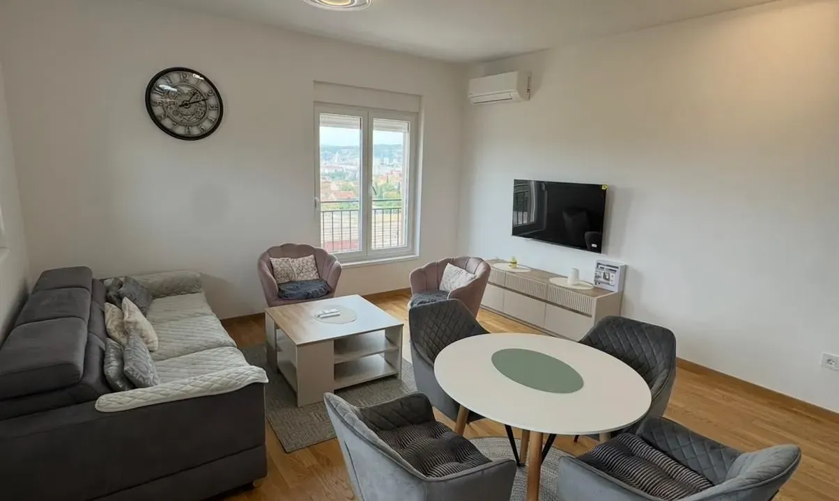Rent, two bedroom apartment, 65m², Stari Aerodrom, Podgorica