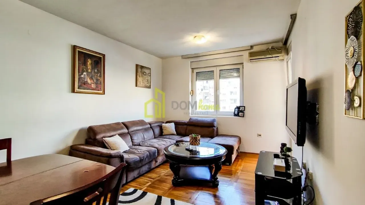 Izdavanje, dvosoban stan, 64m², Stari Aerodrom, Podgorica