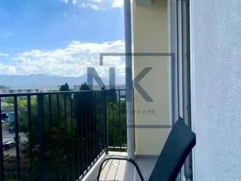 Prodaja, jednosoban stan, 40m², Pobrežje, Podgorica - image 11