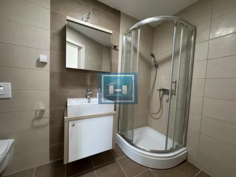 Prodaja, trosoban stan, 78m², Centar, Paraćin - image 5