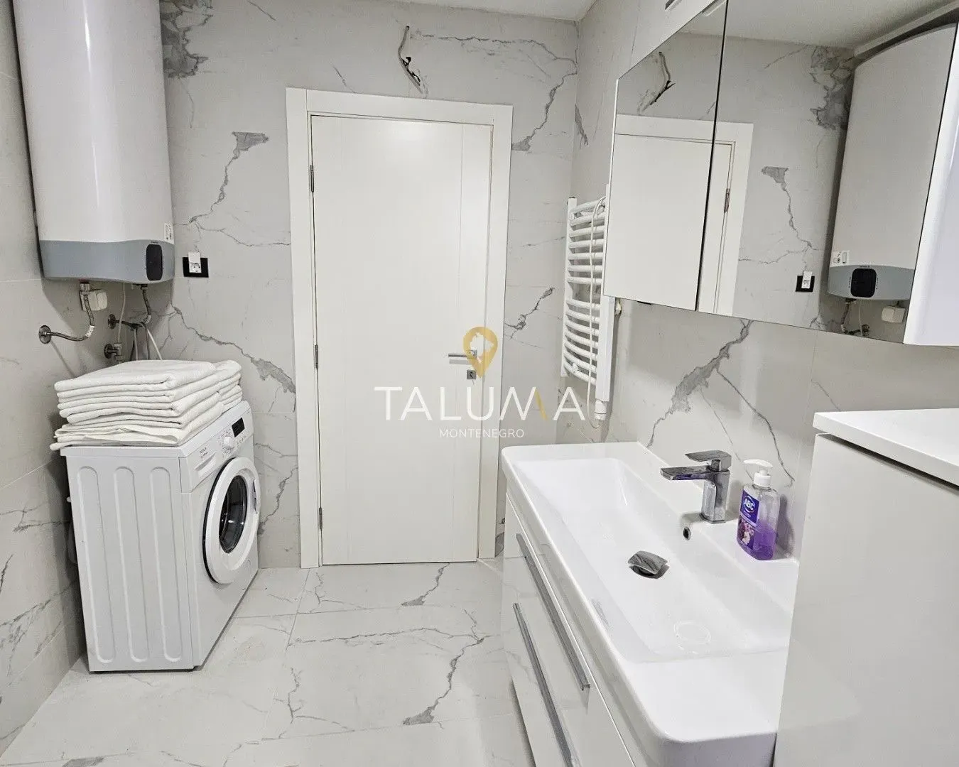 Rent, two bedroom apartment, 100m², Blok 9, Podgorica