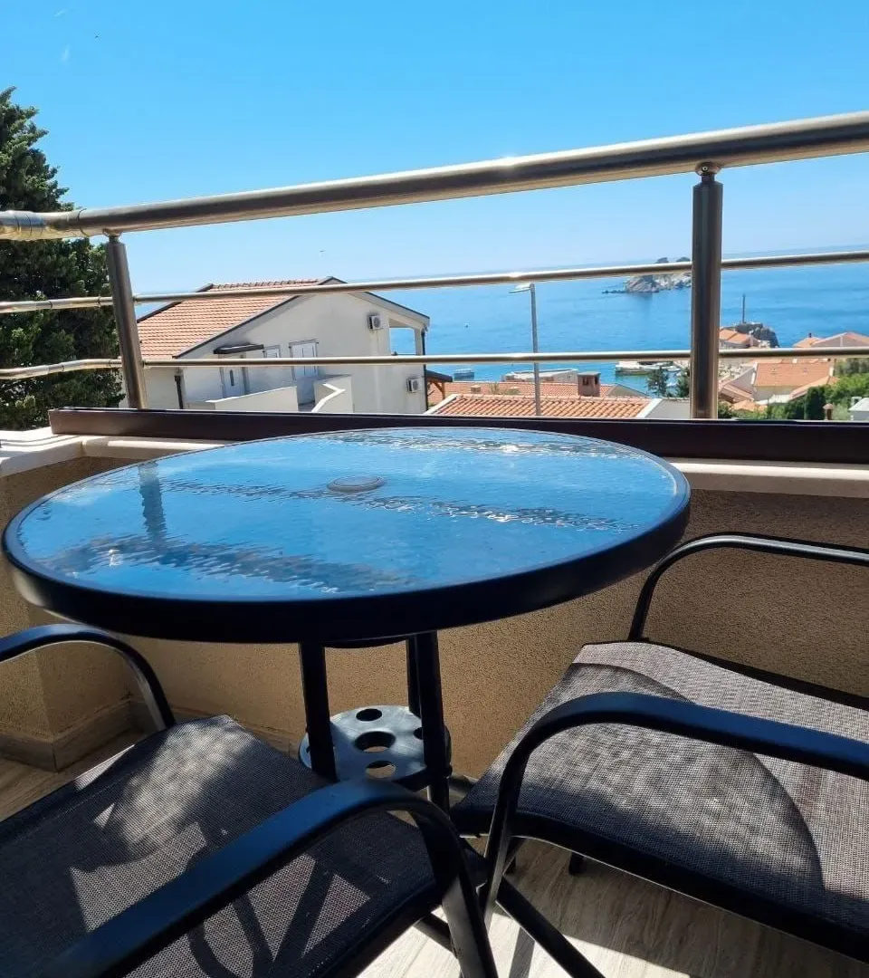 Sale, three bedroom apartment, 79m², Petrovac, Budva