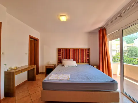 Prodaja, dvosoban stan, 95m², Kamenovo, Budva - image 9