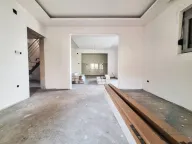 Prodaja, kuća, 228m², Dalmatinska ulica, Podgorica - image 10