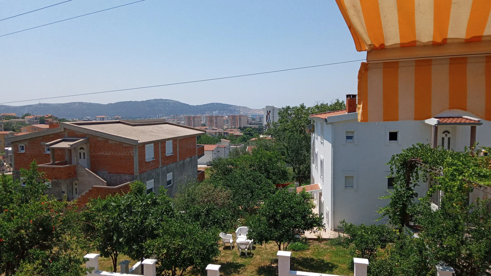 Rent, three bedroom apartment, 100m², Bjeliši, Bar