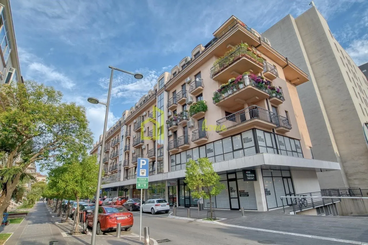 Rent, two bedroom apartment, 90m², Centar, Podgorica