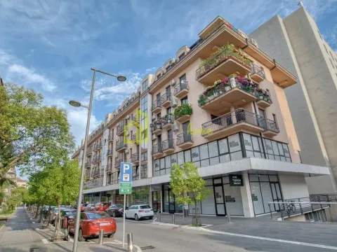 Izdavanje, dvosoban stan, 90m², Centar, Podgorica - image 19