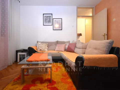 Izdavanje, jednosoban stan, 42m², Preko Morače, Podgorica - image 1