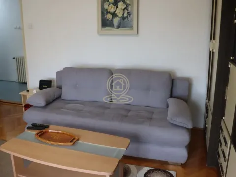 Izdavanje, dvosoban stan, 48m², Kragujevac, Srbija - image 2