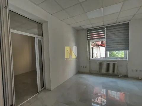 Rent, office space, 160m², Centar, Novi Sad - image 19