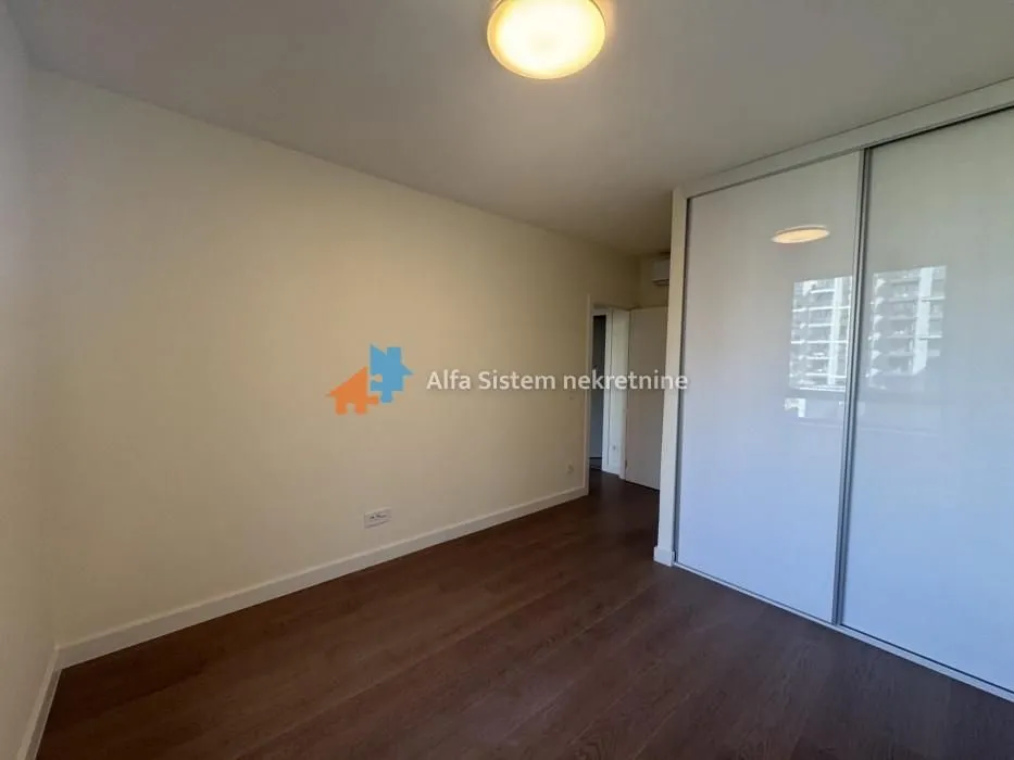 Rent, three bedroom apartment, 78m², Savski Venac, Beograd