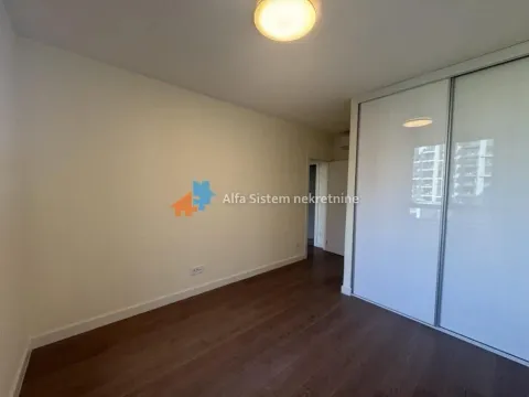 Rent, three bedroom apartment, 78m², Savski Venac, Beograd - image 14