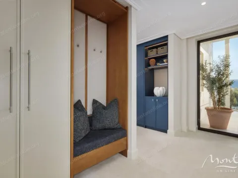 Prodaja, dvosoban stan, 110m², Porto Montenegro, Tivat - image 21