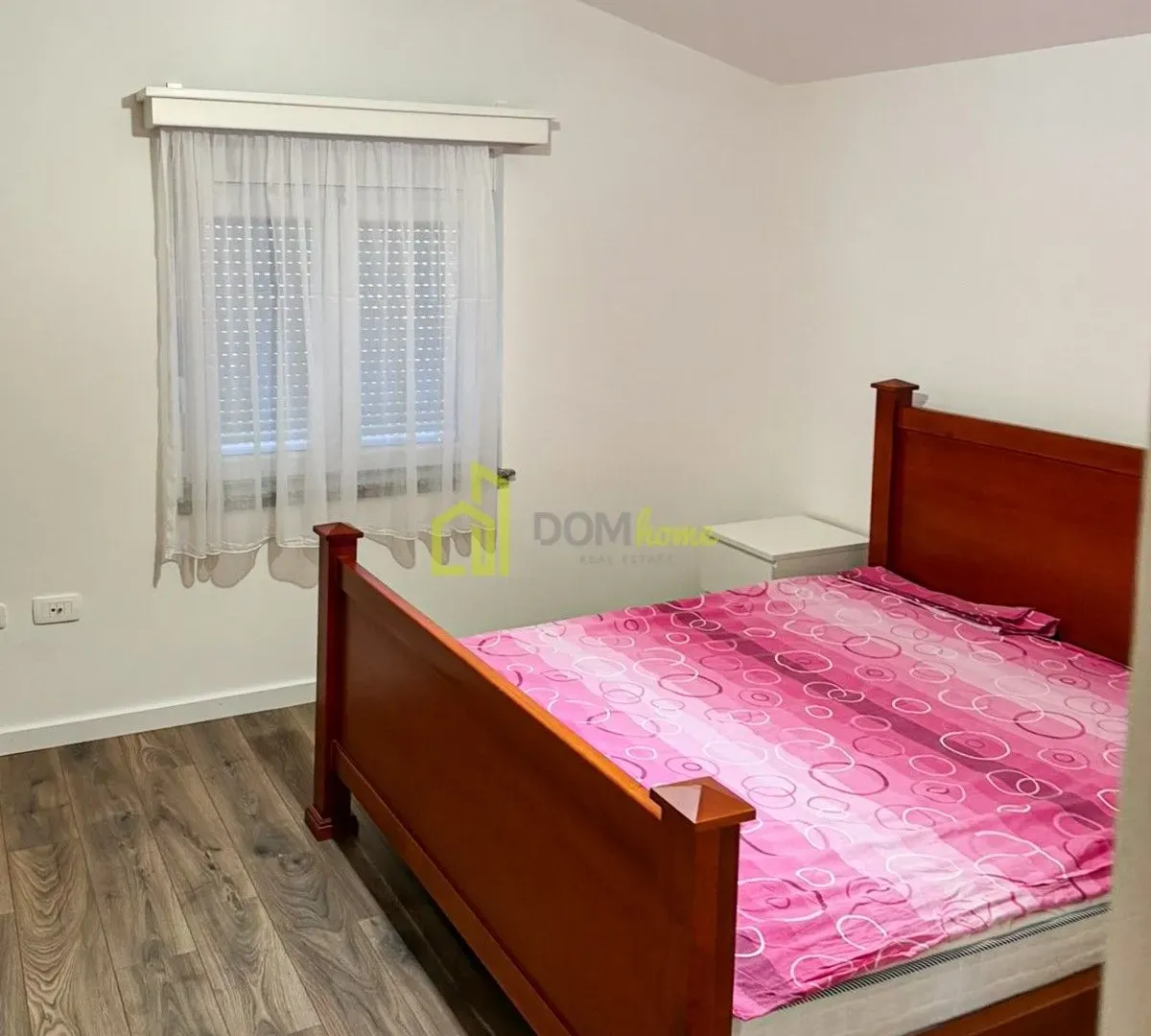 Rent, three bedroom apartment, 165m², Farmaci, Podgorica
