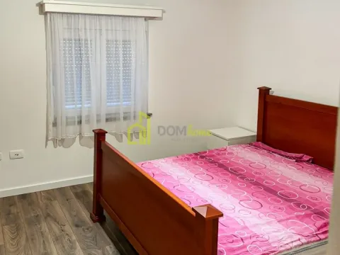 Izdavanje, trosoban stan, 165m², Farmaci, Podgorica - image 9