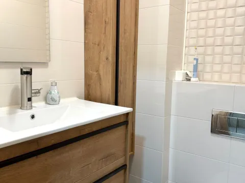 Sale, two bedroom apartment, 72m², City Kvart, Podgorica - image 12