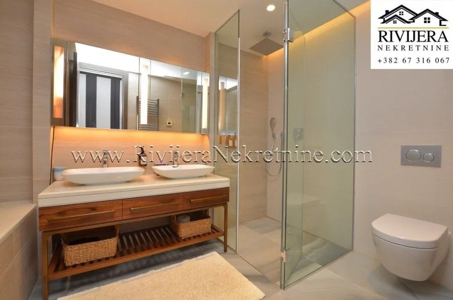 Prodaja, trosoban stan, 171m², Kumbor, Herceg Novi