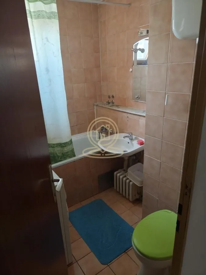 Izdavanje, dvosoban stan, 50m², Sajmište, Novi Sad