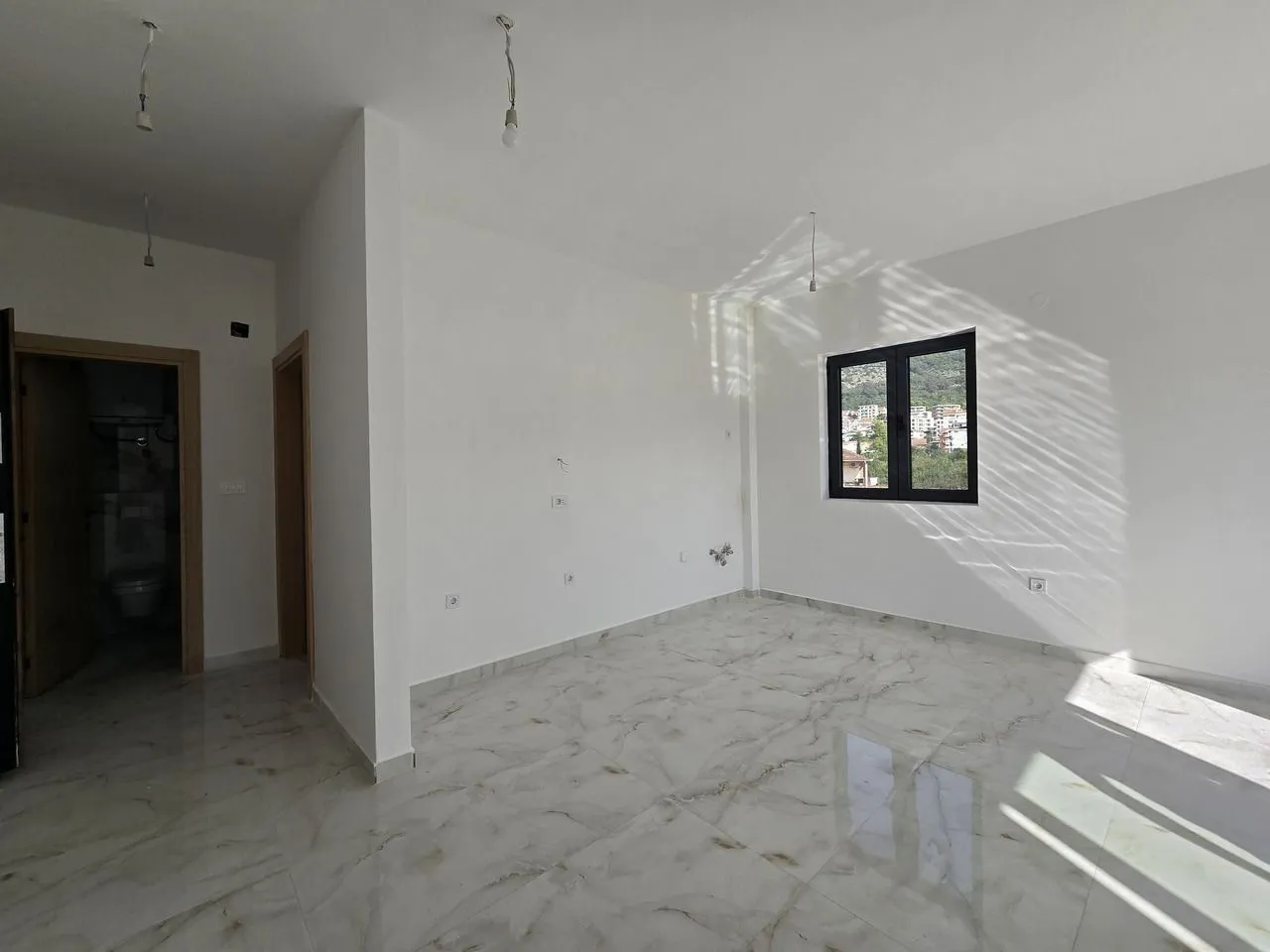 Prodaja, jednosoban stan, 39m², Tivat, Crna Gora