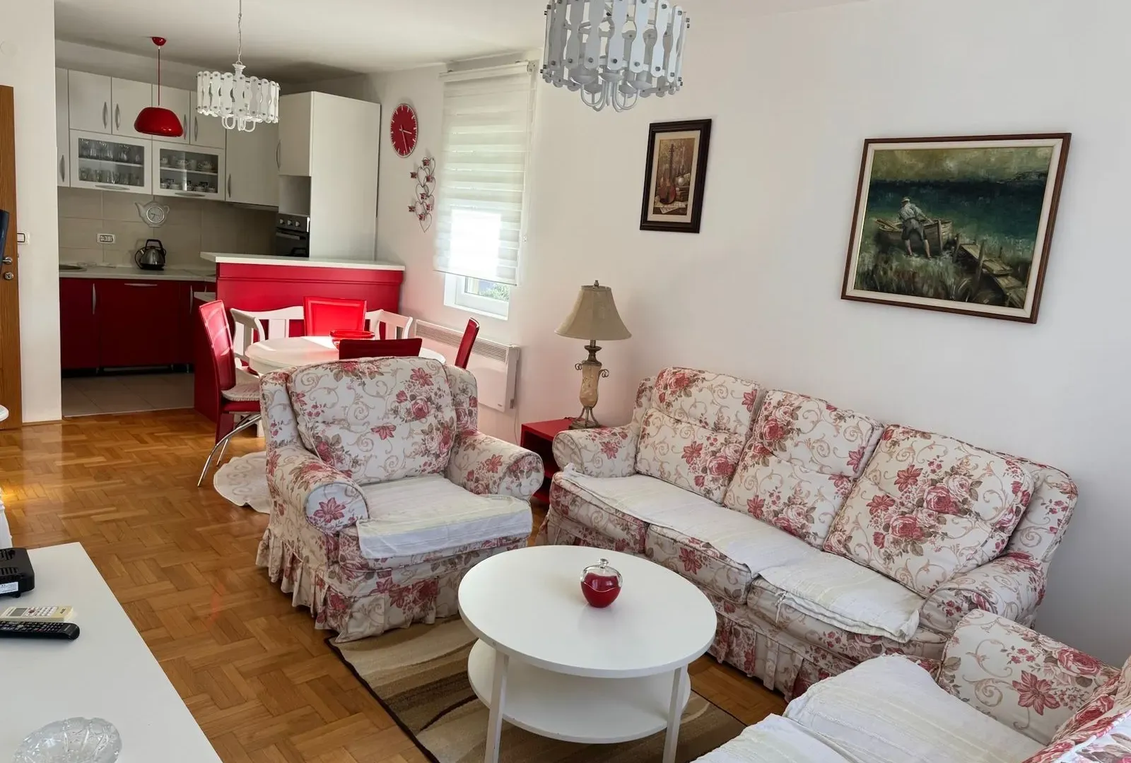 Izdavanje, dvosoban stan, 70m², Seljanovo, Tivat