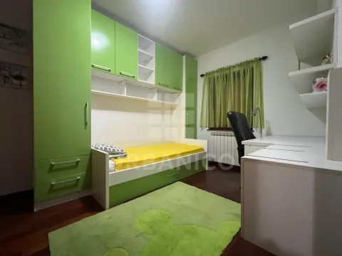 Rent, three bedroom apartment, 100m², Gorica C, Podgorica - image 8