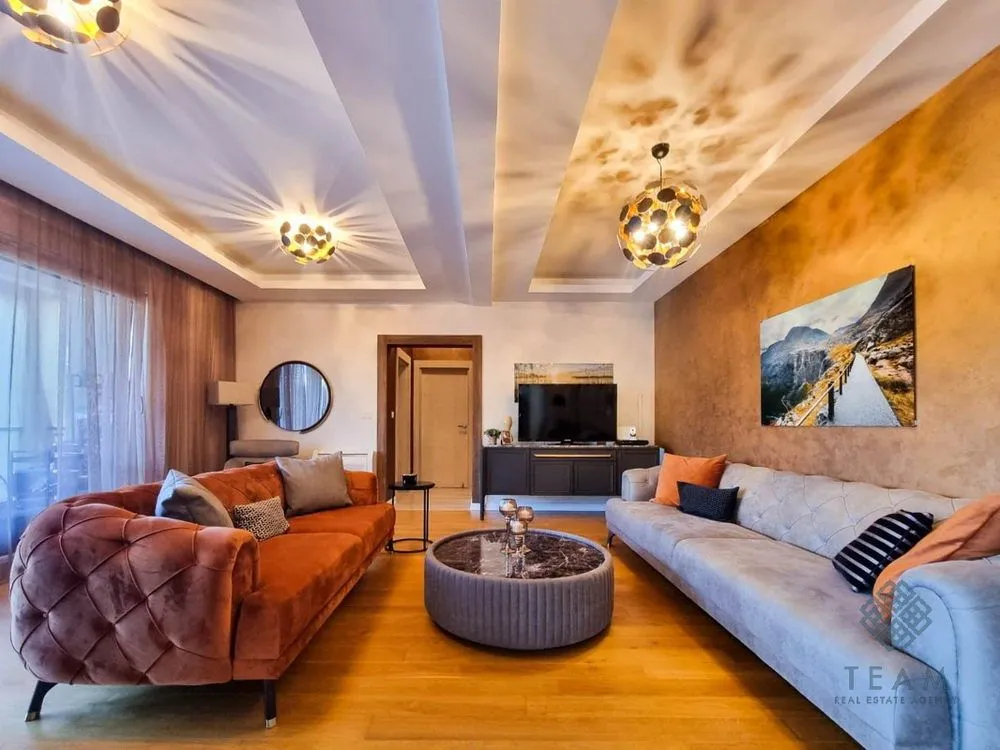 Sale, three bedroom apartment, 156m², Kostanjica, Kotor